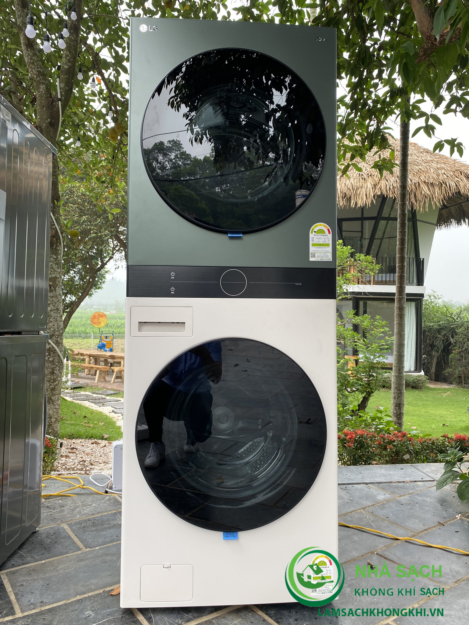 Máy giặt sấy lồng đôi LG Tromm Wash Tower W17EG 24kg + 17kg